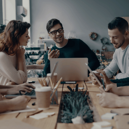 HubSpot-Diamond-Partner-Business-People